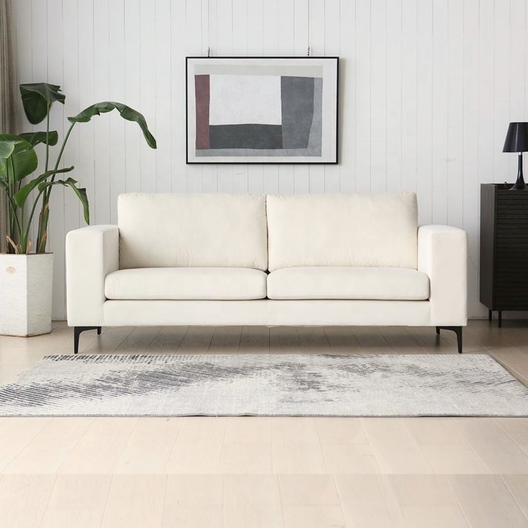 Sofia - Tidlös soffa i skandinavisk minimalism