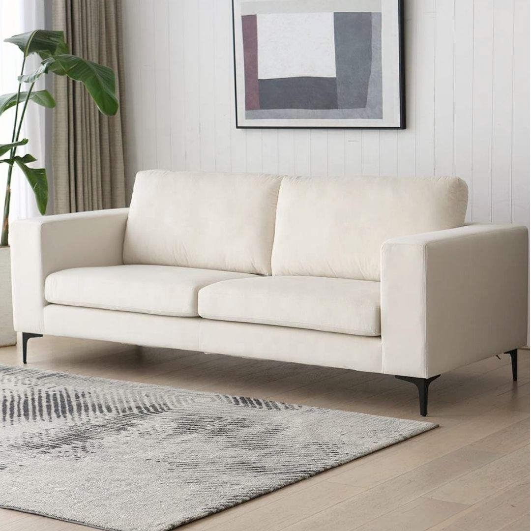 Sofia - Tidlös soffa i skandinavisk minimalism