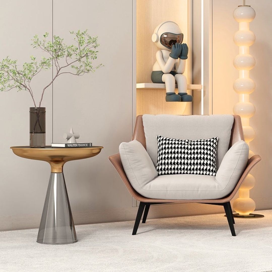 Clara - Modern designfåtölj i två material