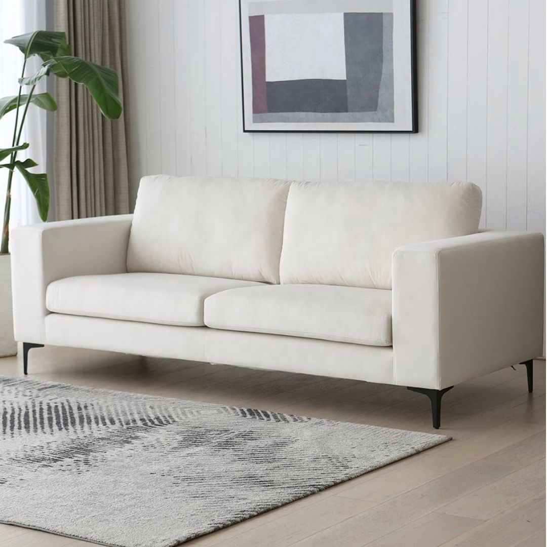 Elin - Modern soffa i minimalistisk design