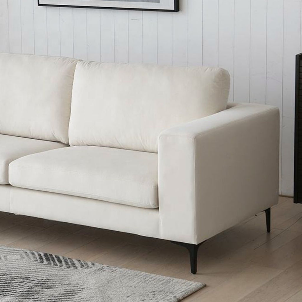 Elin - Modern soffa i minimalistisk design